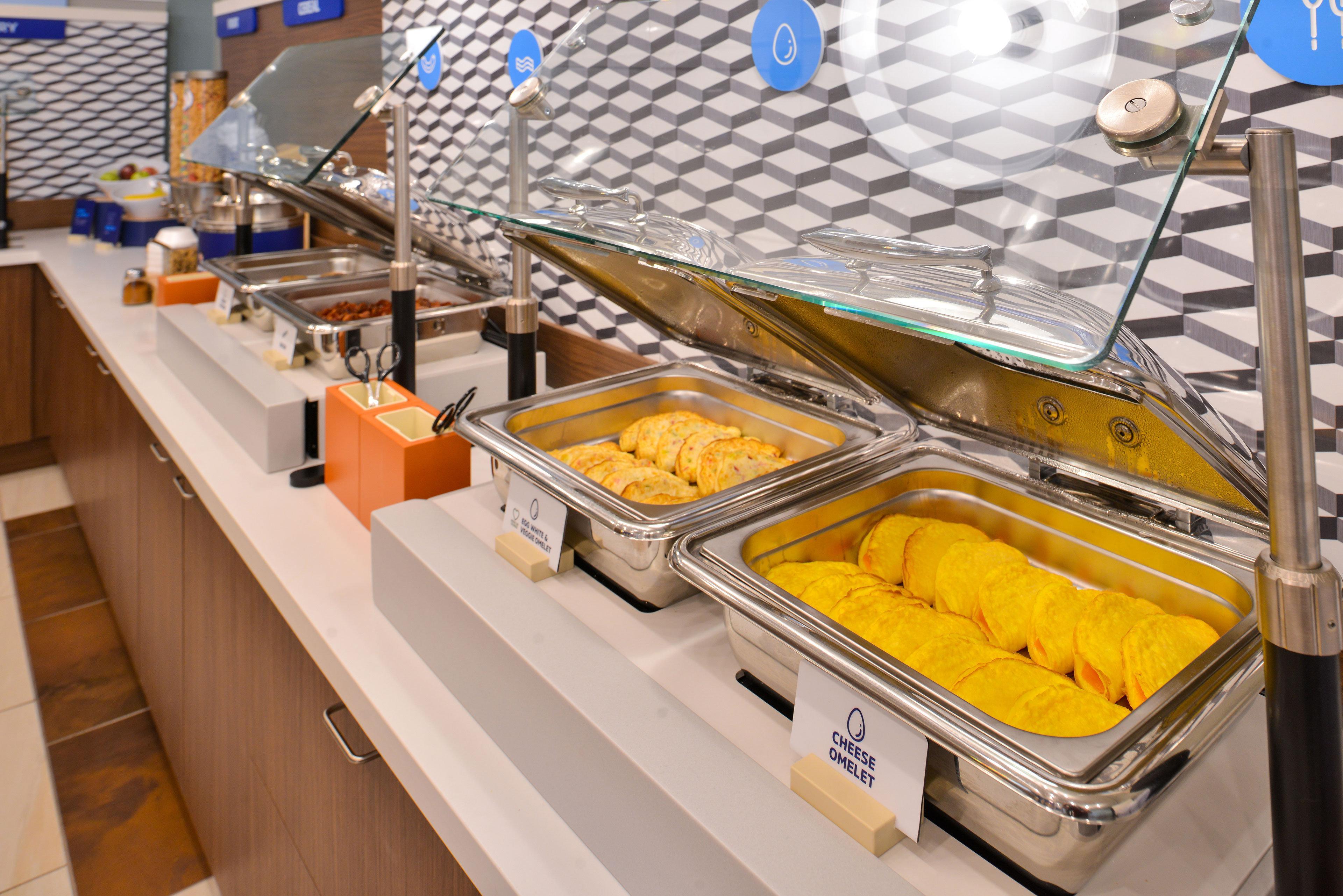 Holiday Inn Express Hotel & Suites Burlington By Ihg Zewnętrze zdjęcie