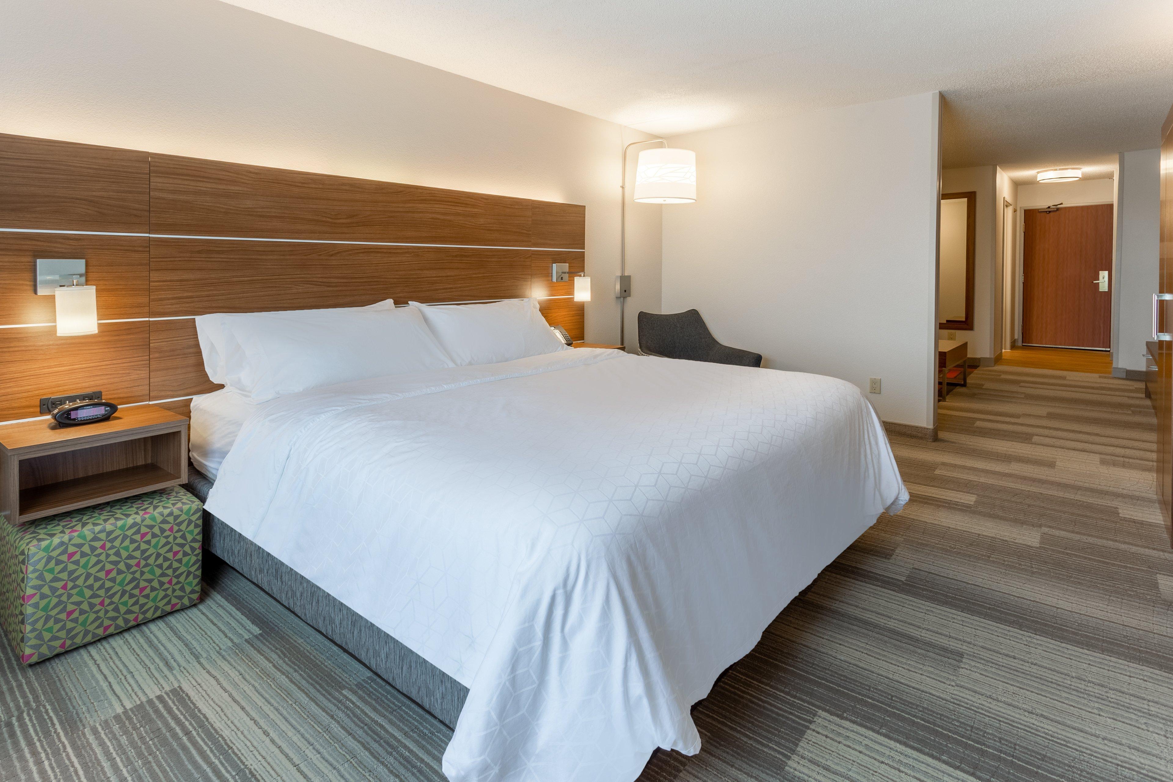 Holiday Inn Express Hotel & Suites Burlington By Ihg Zewnętrze zdjęcie