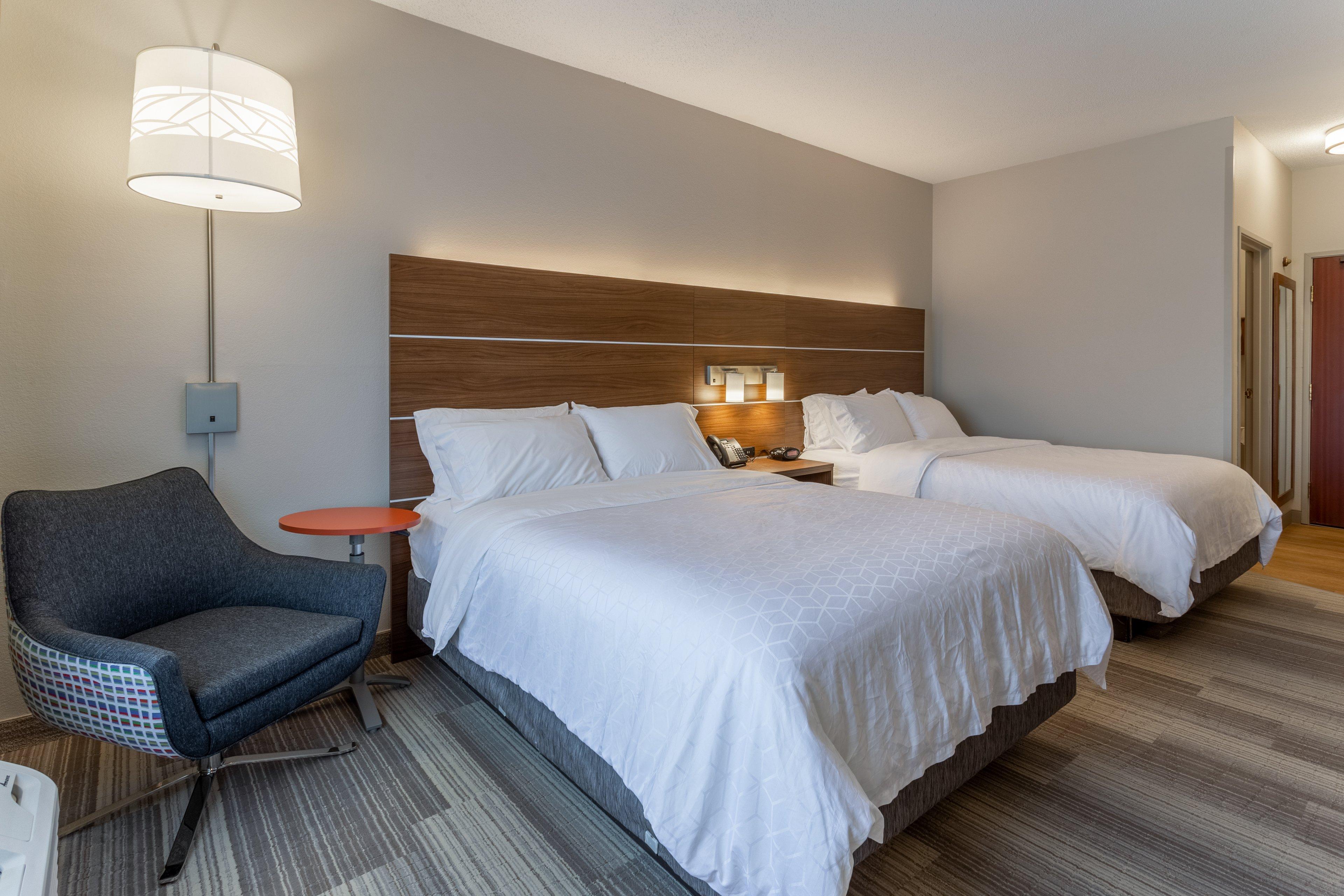 Holiday Inn Express Hotel & Suites Burlington By Ihg Zewnętrze zdjęcie