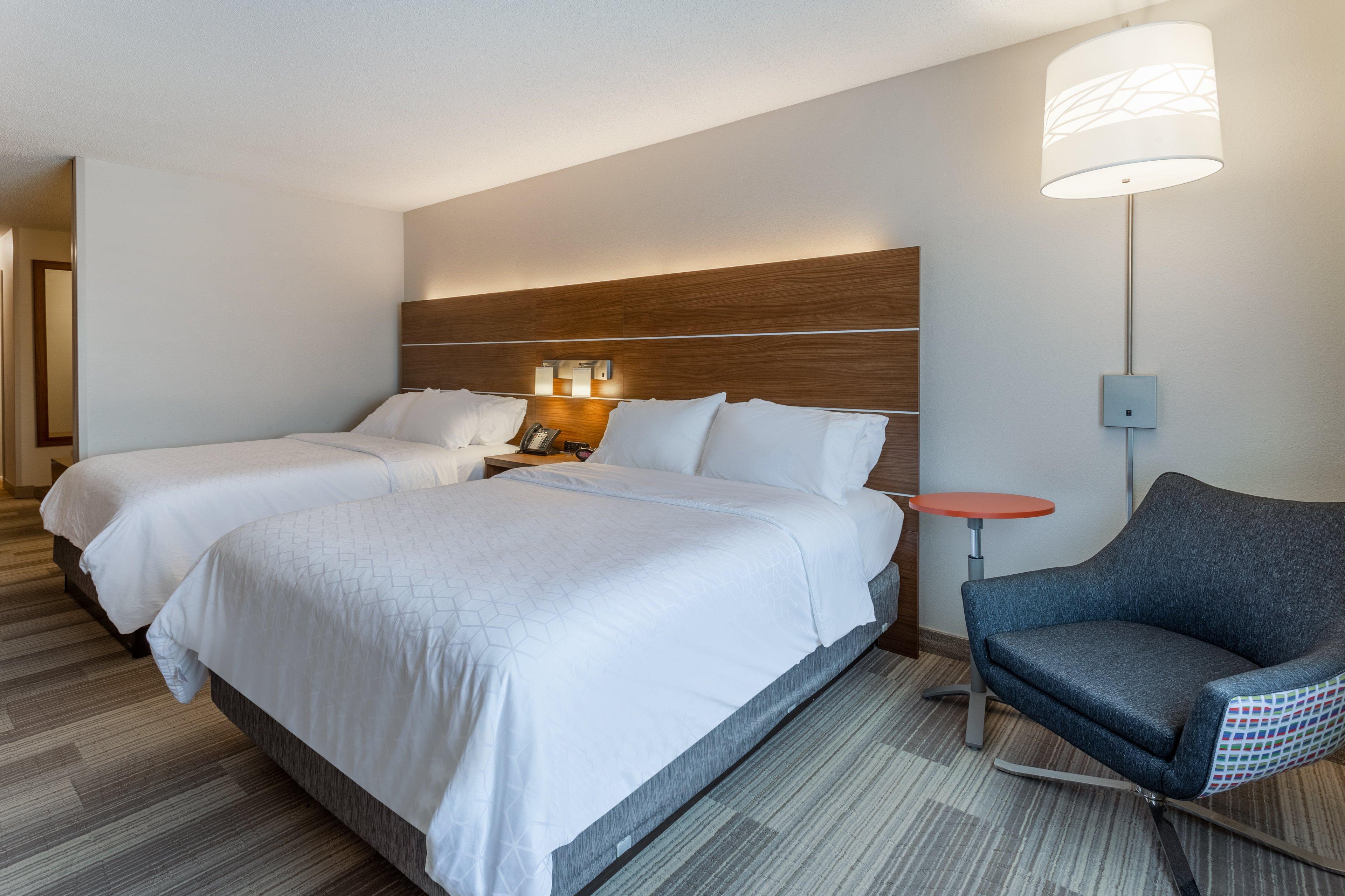 Holiday Inn Express Hotel & Suites Burlington By Ihg Zewnętrze zdjęcie